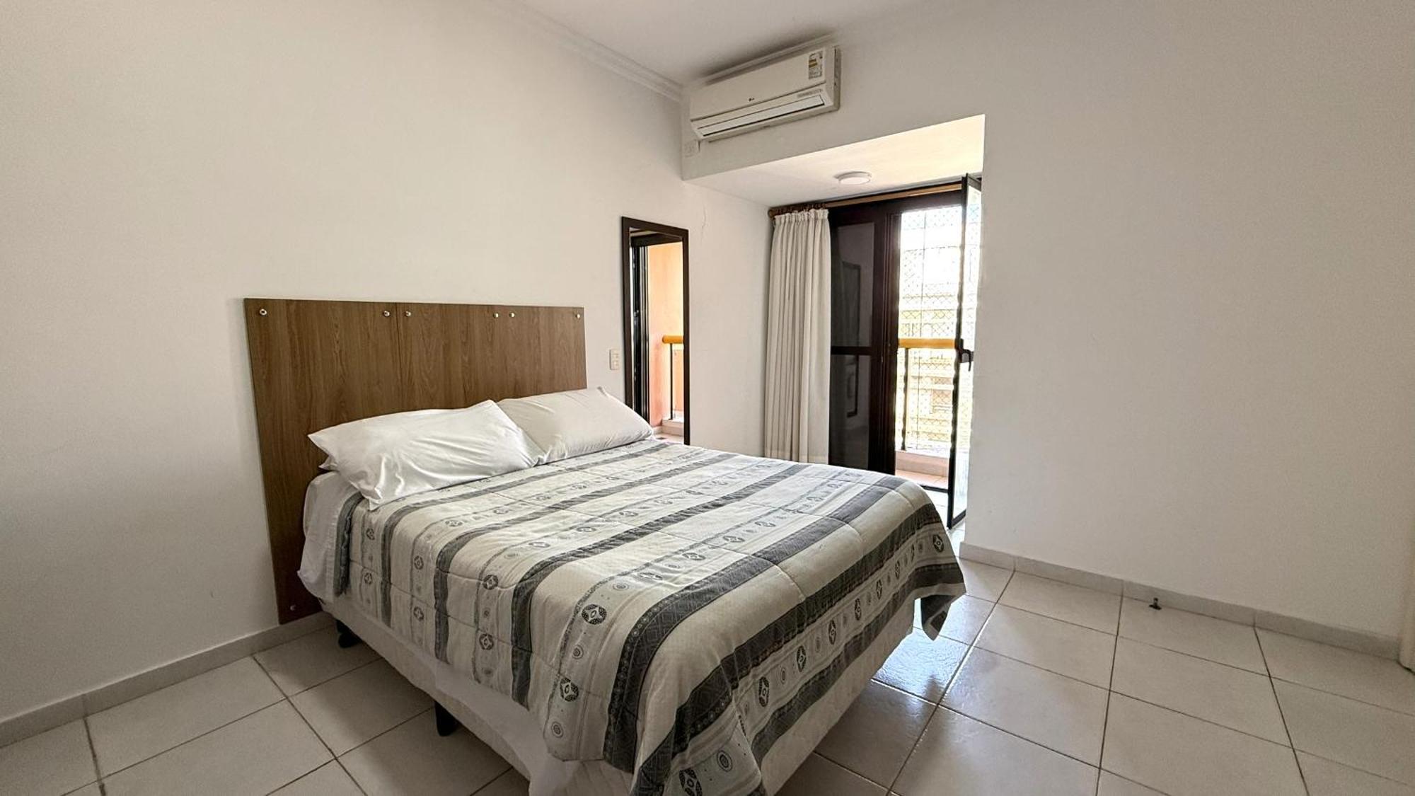 Flat A 1 Quadra Da Pitangueiras - Ar Condicionado - 6 Pessoas Apartamento